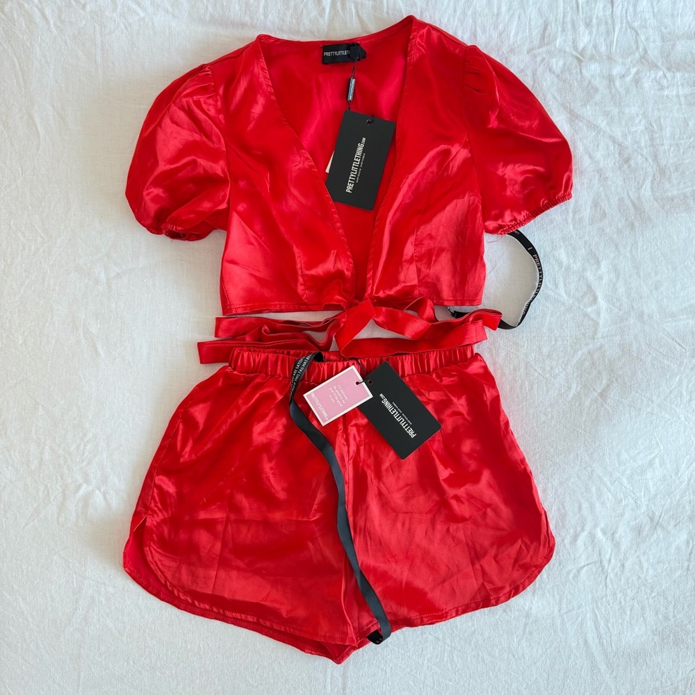 PRETTY LITTLE THING Petite Red Puff Sleeve Tie Front Crop Top & Short Satin Set